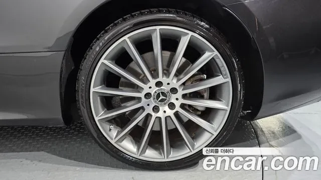 Mercedes-Benz E-Class E450 4MATIC, миниатюра 16