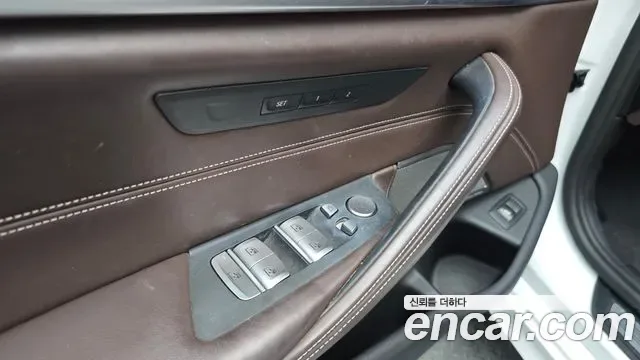 BMW 5 (G30) 520i M, миниатюра 5