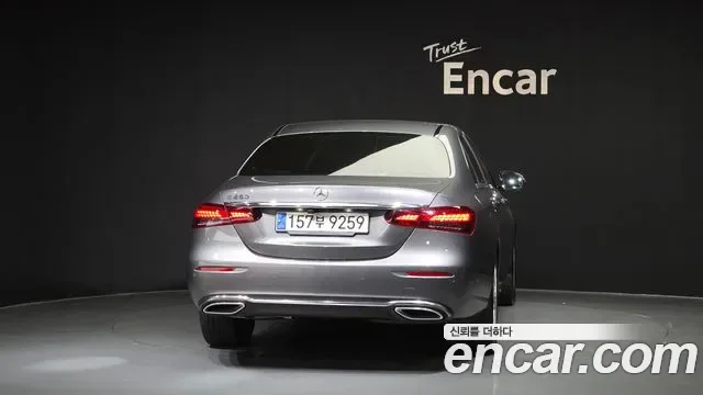 Mercedes-Benz E-Class E250, миниатюра 15