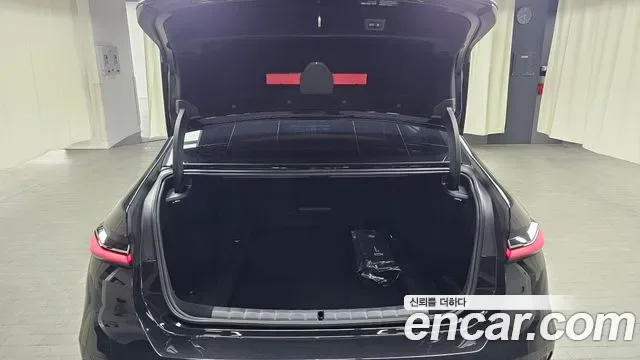 BMW 7 (G70) 740i xDrive M, миниатюра 23