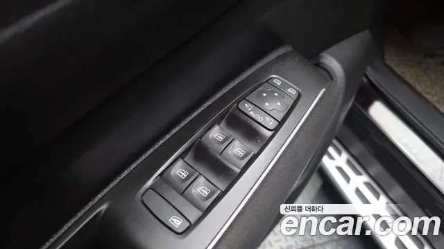 Renault QM6 2.0 LPe 2WD, миниатюра 6