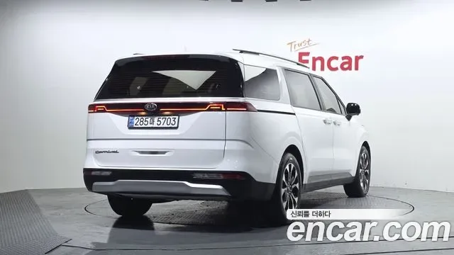 Kia Carnival дизель 9 мест Prestige, миниатюра 4