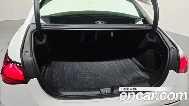 Mercedes-Benz E-Class E450 4MATIC, миниатюра 16