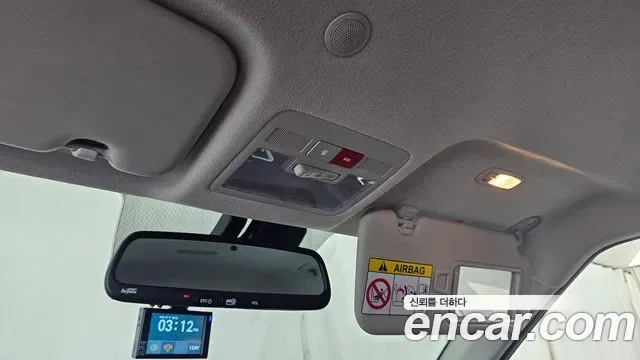 Hyundai Venue, миниатюра 17