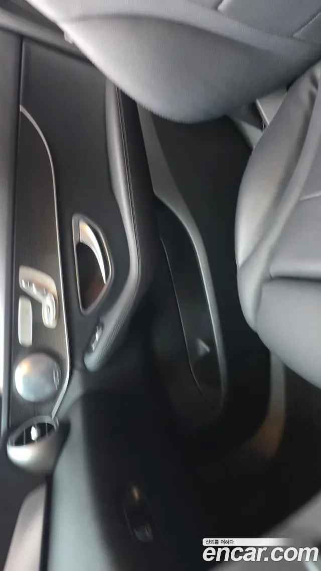 Mercedes-Benz C-Class C200, миниатюра 24