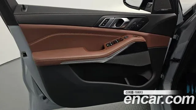 BMW X5 xDrive 40i M, миниатюра 11