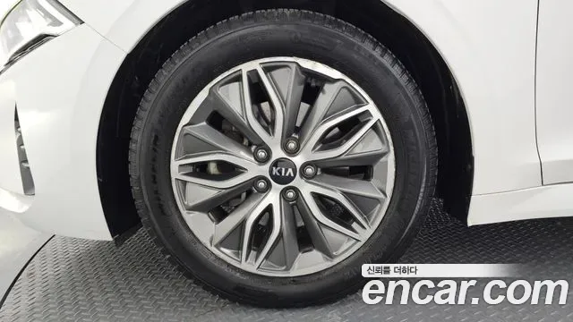 Kia K5 гибрид III Signature, миниатюра 27