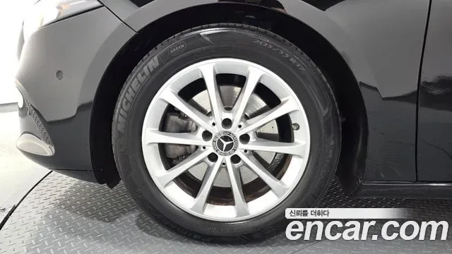 Mercedes-Benz A-Class A220, миниатюра 7