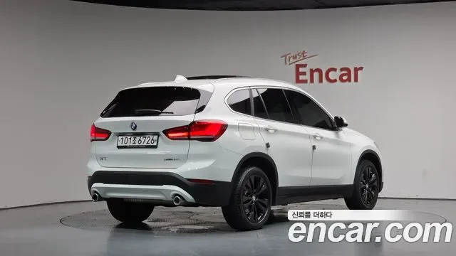 BMW X1 xDrive 20i, миниатюра 7