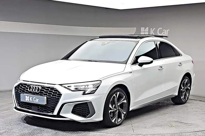 Audi A3 бензин 2WD 40 TFSI Premium