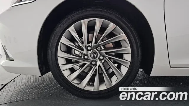 Lexus ES, миниатюра 30