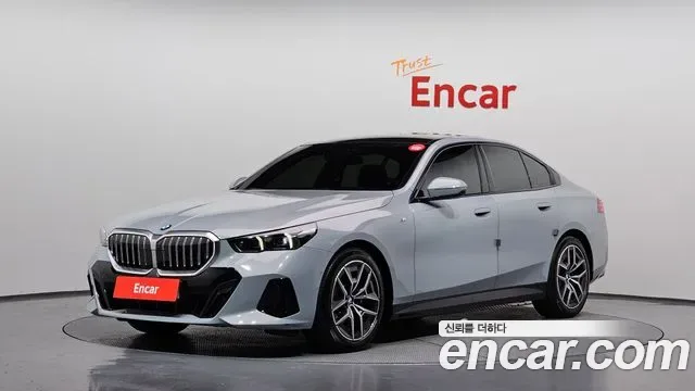BMW 5 (G60) 520i M, миниатюра 5