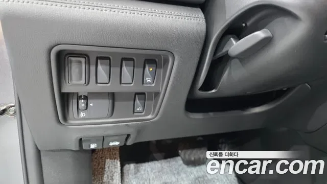 Renault QM6 2.0 LPe 2WD, миниатюра 18