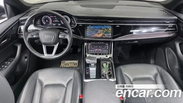Audi Q8 45 TDI Premium, миниатюра 5
