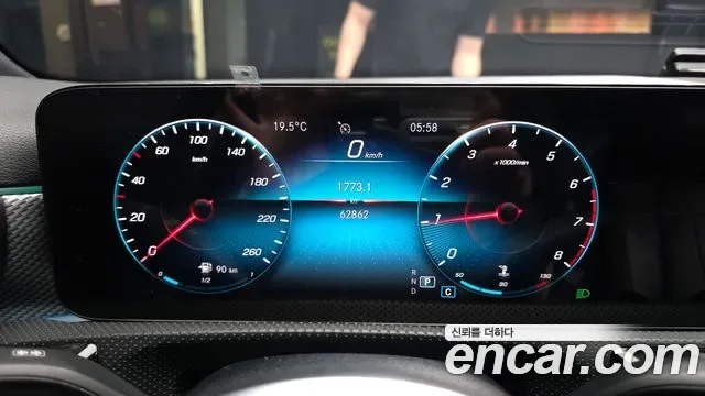Mercedes-Benz A-Class A220, миниатюра 29