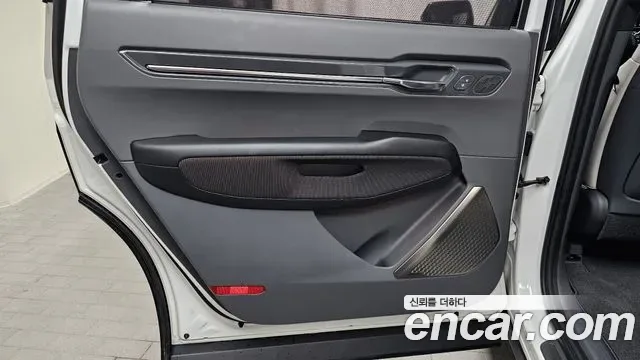 Kia EV9 4WD GT Line, миниатюра 8