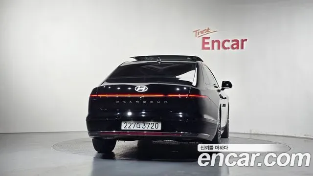 Hyundai Grandeur Calligraphy, миниатюра 12