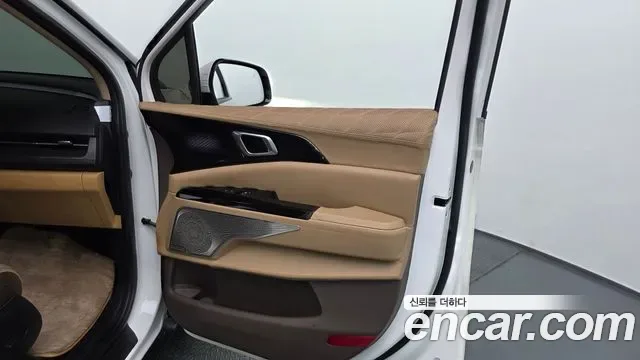 Kia Carnival дизель 9 мест ( ), миниатюра 16