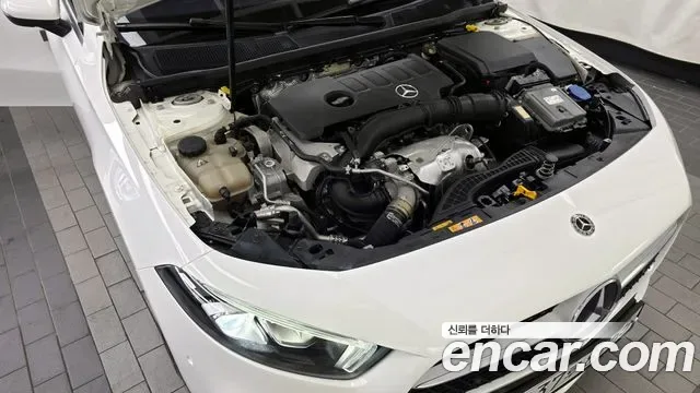 Mercedes-Benz A-Class A220, миниатюра 9