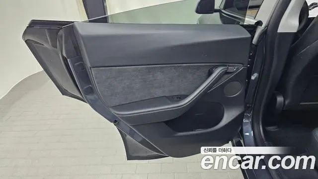 Tesla Y AWD, миниатюра 30
