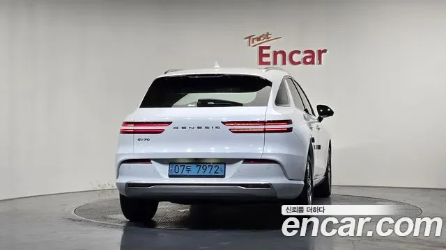 Genesis GV70 e-AWD, миниатюра 14