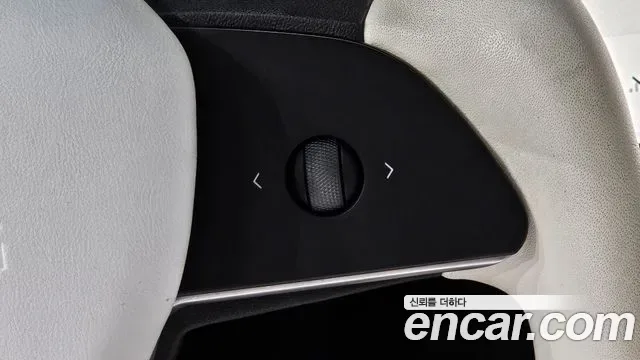 Tesla Y AWD, миниатюра 13