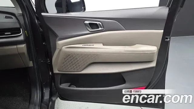 Kia Carnival дизель 9 мест, миниатюра 20