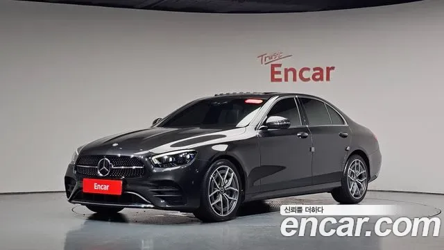 Mercedes-Benz E-Class E220d 4MATIC AMG Line
