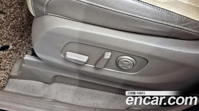 Kia Carnival дизель 9 мест ( ), миниатюра 13