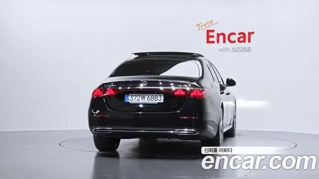 Mercedes-Benz E-Class E220d 4MATIC, миниатюра 23