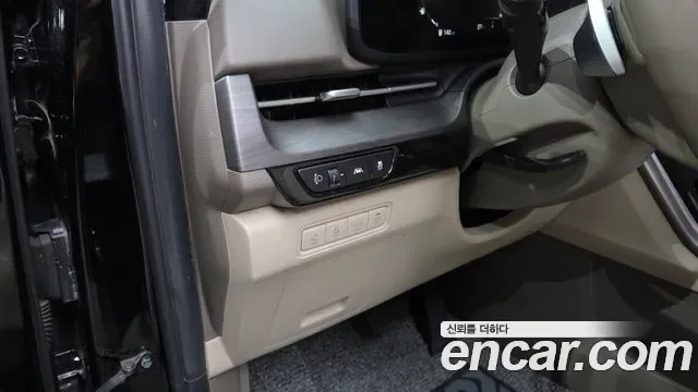 Kia Carnival бензин 7 мест Signature, миниатюра 23