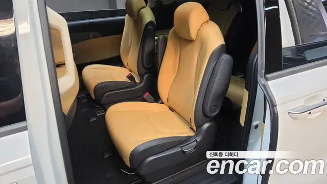 Kia Carnival бензин 9 мест, миниатюра 11