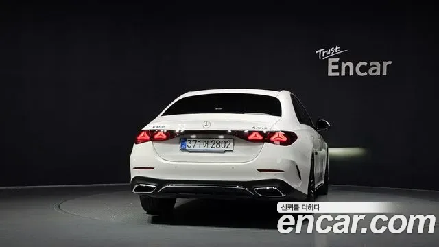 Mercedes-Benz E-Class E300 4MATIC AMG Line, миниатюра 3