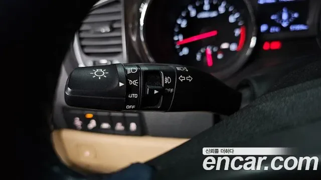 Kia Carnival бензин 9 мест ( ), миниатюра 16