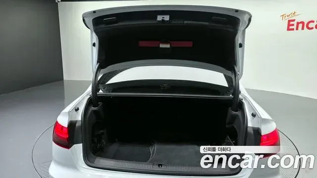 Audi A4 40 TFSI Premium, миниатюра 8
