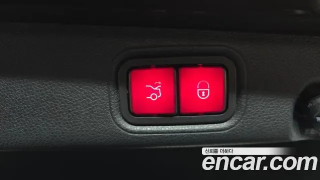Mercedes-Benz E-Class E300 4MATIC, миниатюра 5
