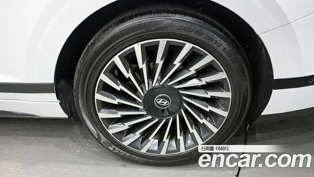 Hyundai Grandeur Calligraphy, миниатюра 7