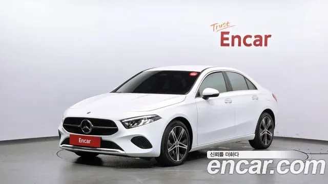 Mercedes-Benz A-Class A220, миниатюра 16