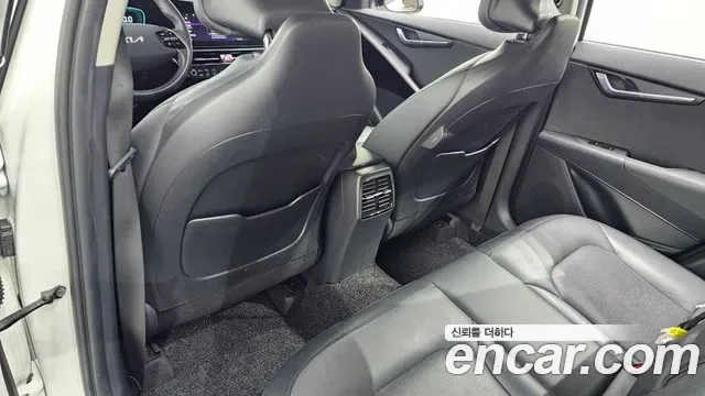 Kia Niro Prestige, миниатюра 2