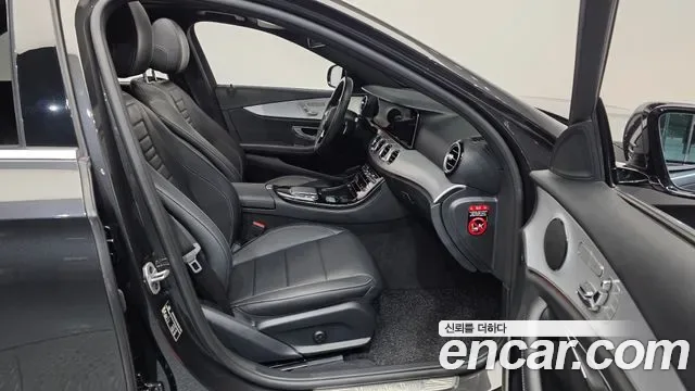 Mercedes-Benz E-Class E250, миниатюра 13