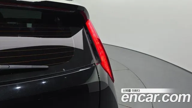 Kia Niro EV, миниатюра 8