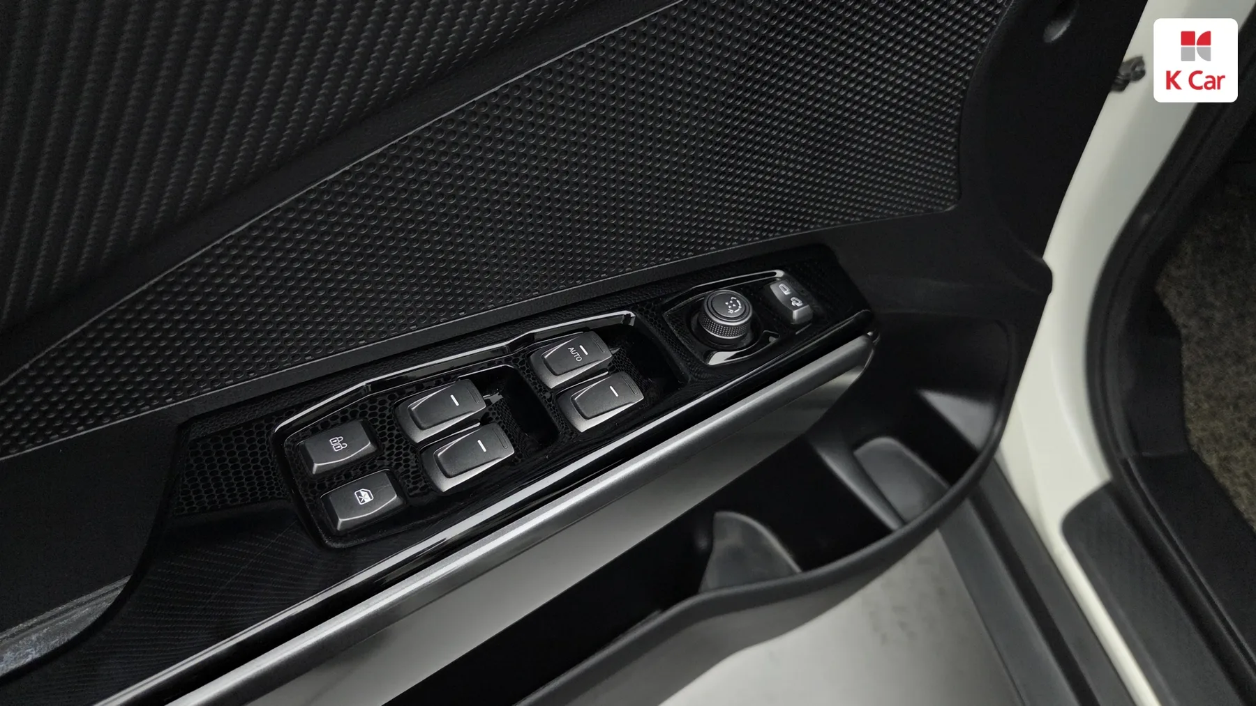 KGM Tivoli 1.6 дизель 2WD V3, миниатюра 9