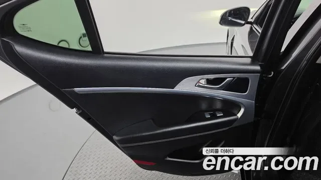 Genesis G70 2.0T, миниатюра 14