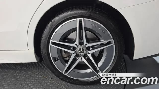 Mercedes-Benz C-Class C200 AMG Line, миниатюра 28