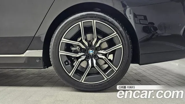 BMW 7 (G70) 740i xDrive M, миниатюра 11