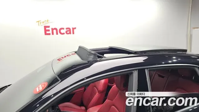 Porsche EV, миниатюра 3
