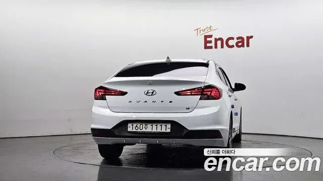 Hyundai Avante AD, миниатюра 3
