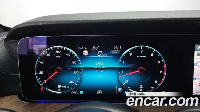 Mercedes-Benz E-Class E250, миниатюра 7