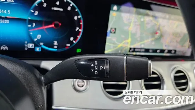 Mercedes-Benz E-Class E250, миниатюра 18