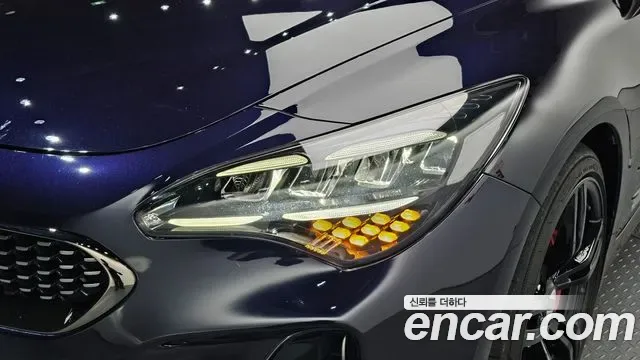 Kia Stinger, миниатюра 7